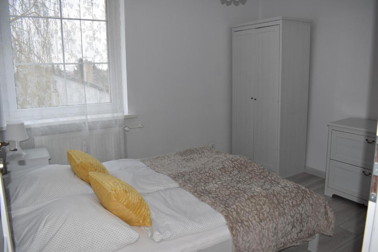 Hostel Przed Świtem Gorzów Wielkopolski Buitenkant foto